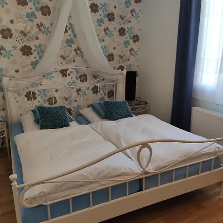 Гостевой дом Zehnthof 3*